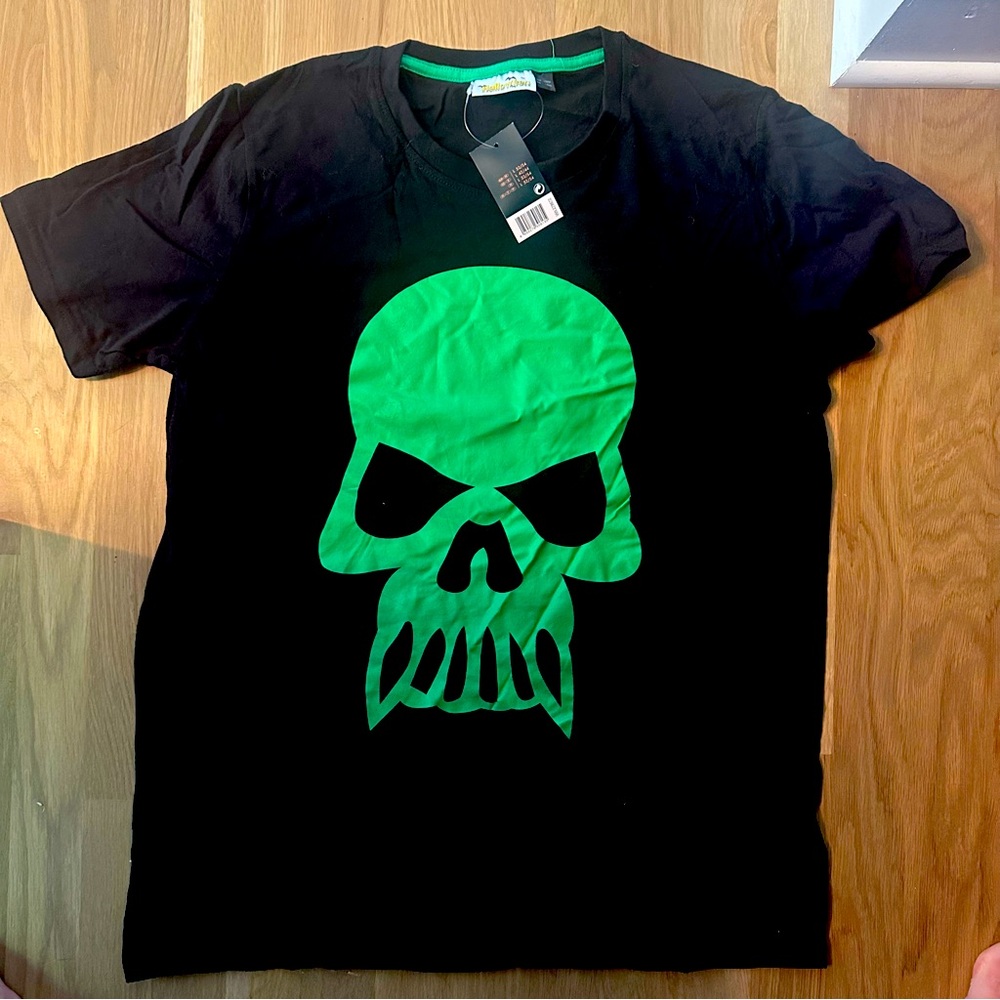Black T-Shirt with Green Skull Face. New with tags. Adult Large.